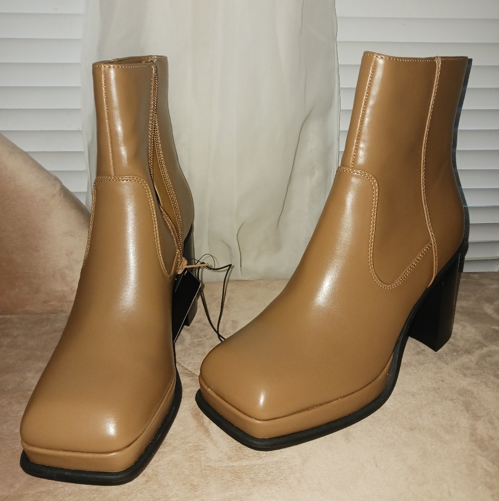 Beautiful brown camel boots🤍